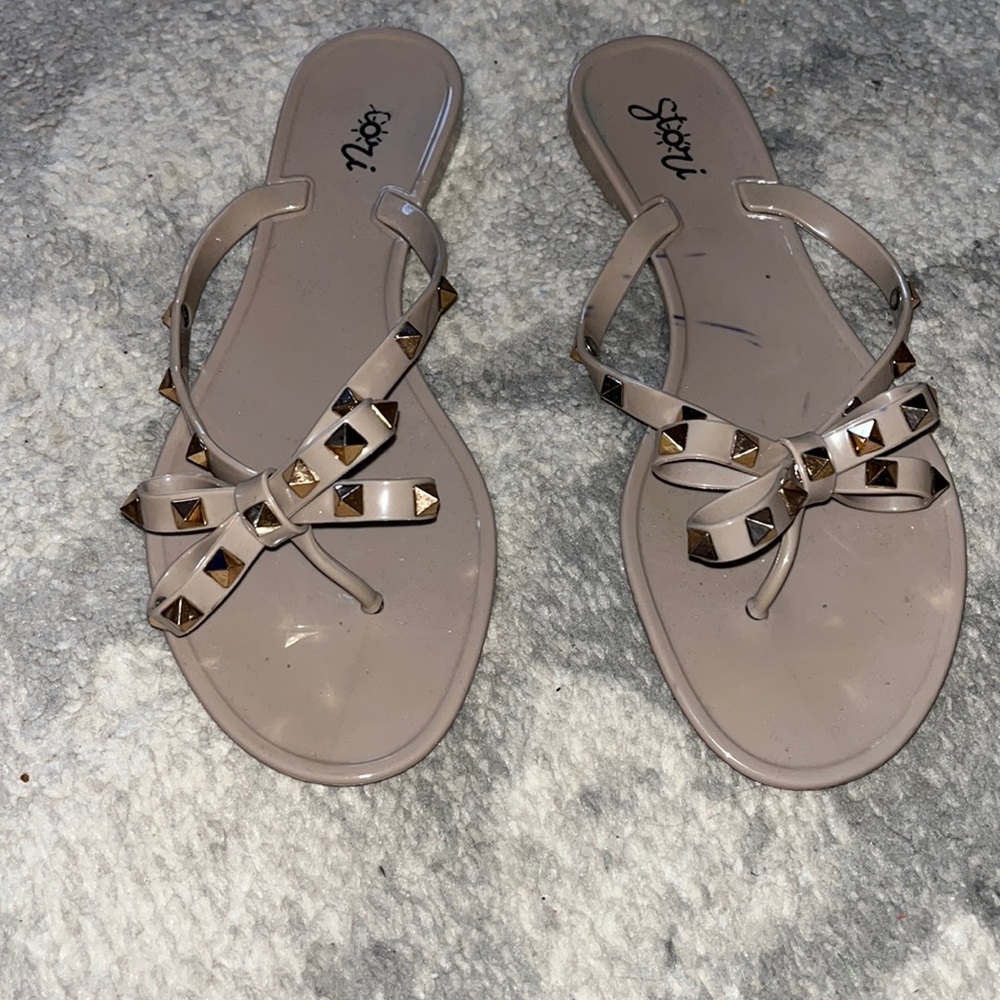Studded bow sandals